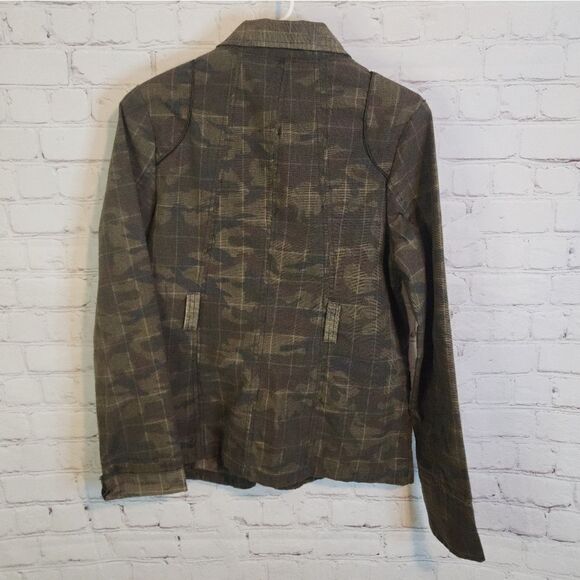 Women's BKE button-up/zip-up jacket, size Large - Picture 3 of 3